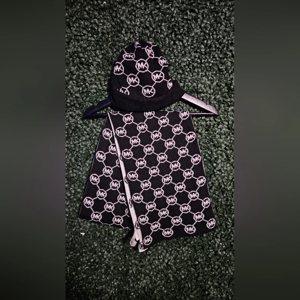 Michael Kors Black and White Logo Beanie and Scarf Set